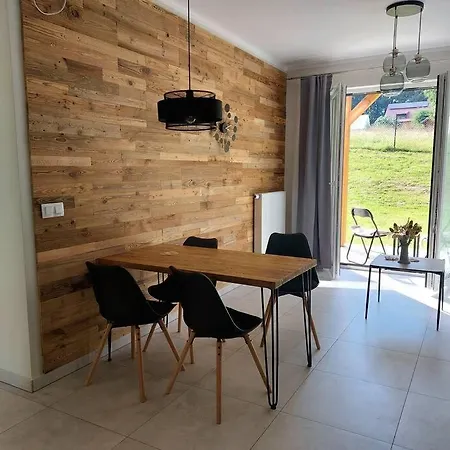 公寓 Lesny 3 Sarny 斯克拉斯卡波伦巴